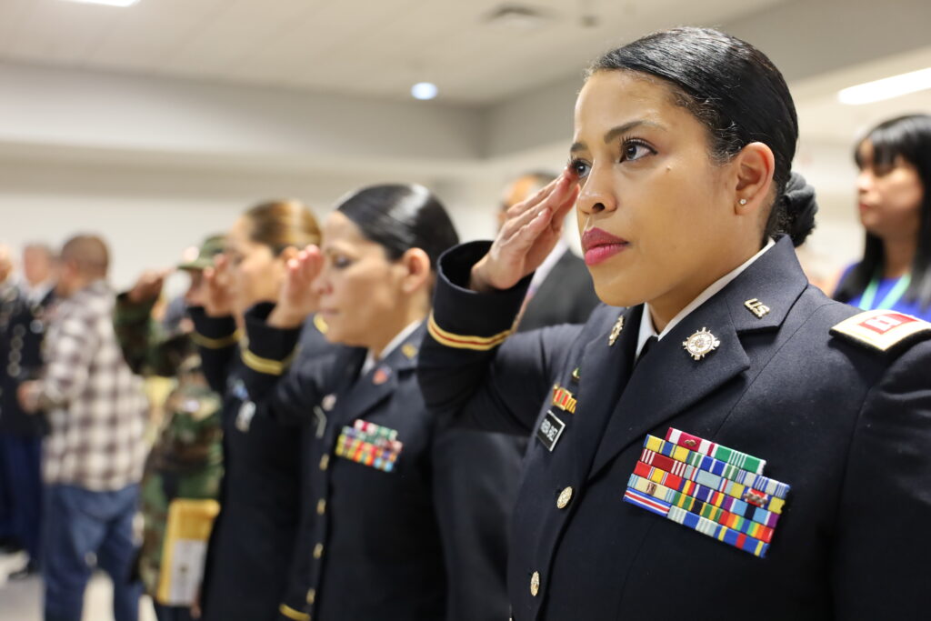 Rinden homenaje a mujeres puertorriqueñas en las Fuerzas Armadas - WIPR