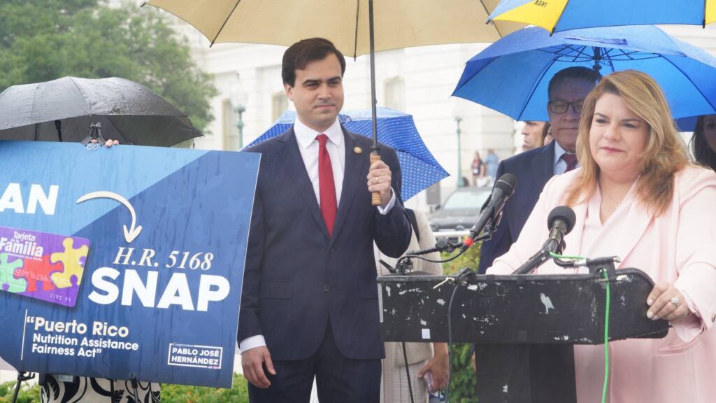 Gobernadora Jenniffer González Colón lidera esfuerzos para integrar a Puerto Rico al programa SNAP. (📸: Suministrada).