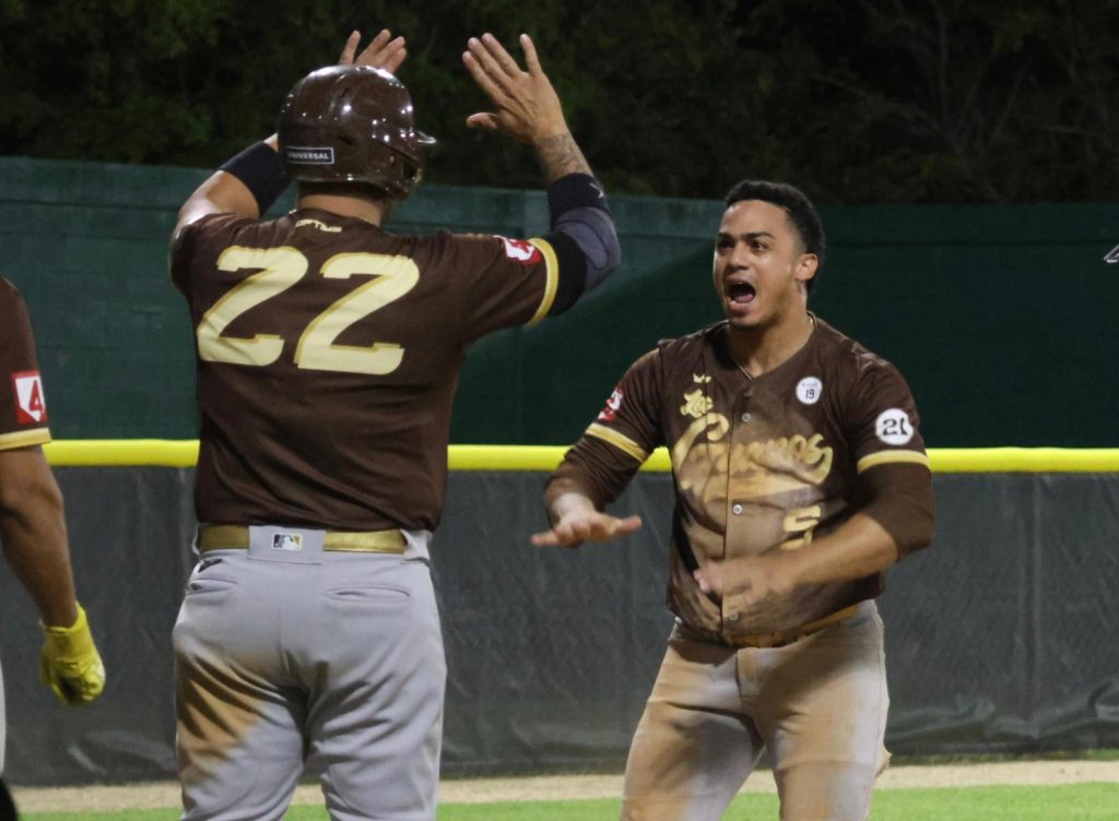 Dorado ganó el primer juego de la final (foto por Aldwin Santiago)